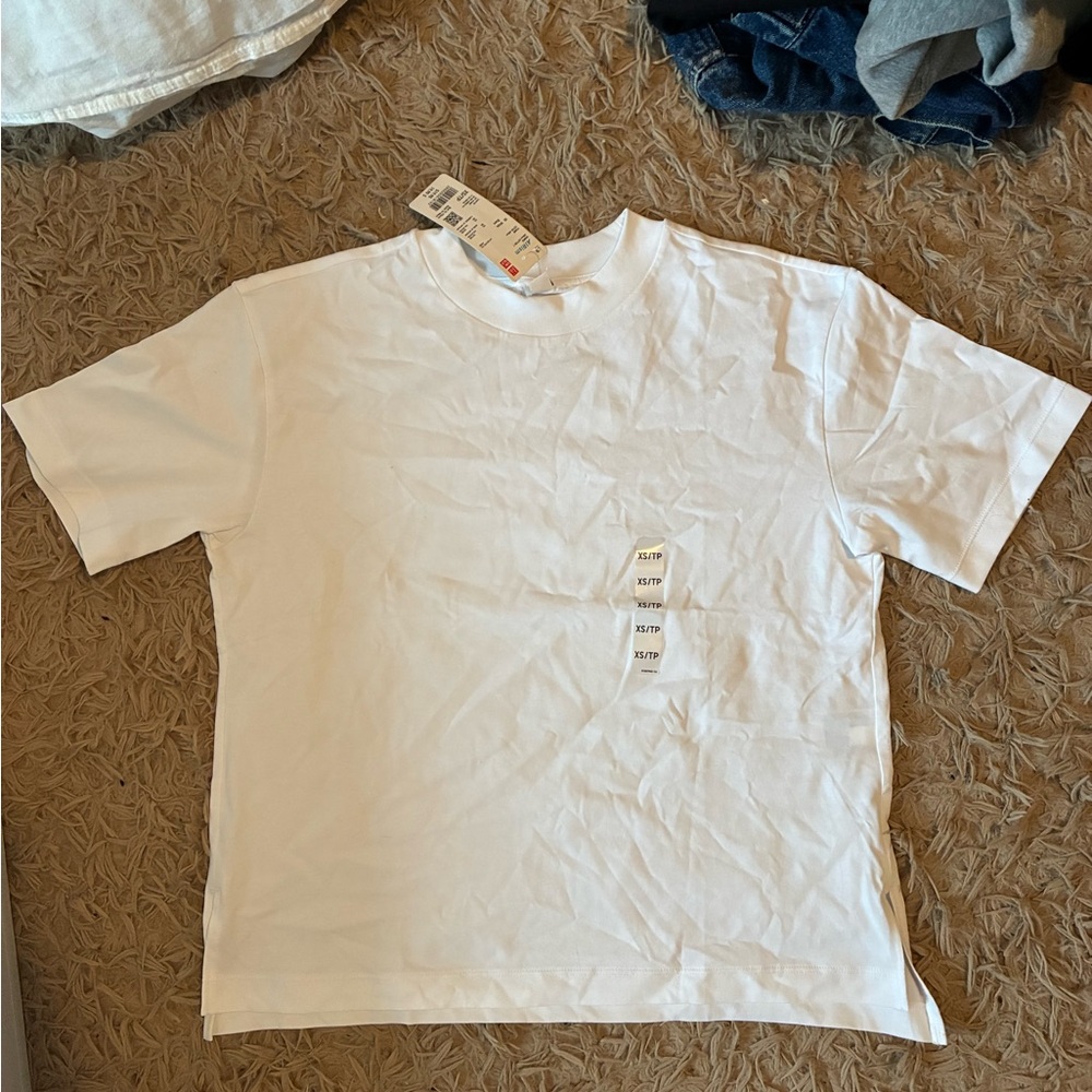 UNIQLO Airism T-Shirt
